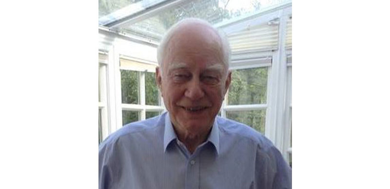 Dr Tom Begg